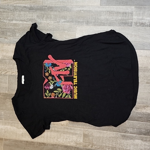 Maurices brand Mtv TShirt - Picture 5 of 8